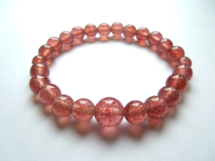 ストロベリークォーツ7.5mmブレス共仕立